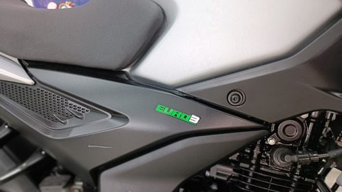 Imagen 14 de 16 de Pulsar N 160 Fi Dual Abs 2024 Plata Mate