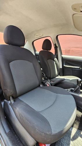 Peugeot 207 1.4 Sedan Allure 75cv