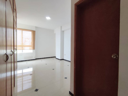 Imagen 14 de 18 de Av-782 Zona Este Apartamento Ubicado En Edificio Cabana El Milagro