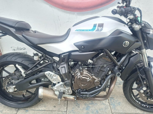 Imagem 12 de 14 de Yamaha Mt 07 2018 Branca