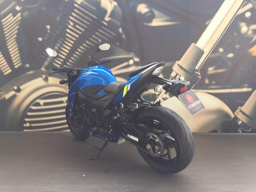 Suzuki Gsx 750