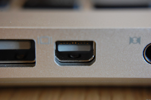 Adaptador Apple Thunderbolt Mini Display Port A Vga Por Db15