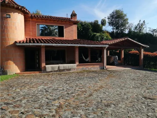 Encantadora Finca En Venta Guarne