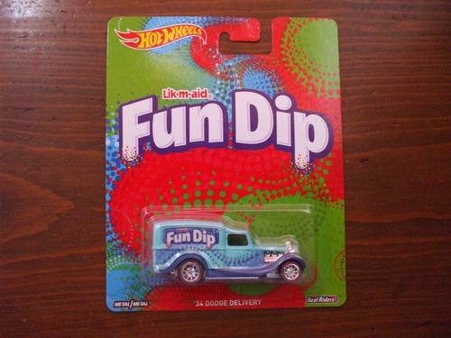 Hot Wheels Pop Culture Candy Fun Dip 1934 Dodge Delivery