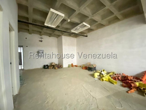 Amplia Oficina En Alquiler Boleita Norte Mls #26-101