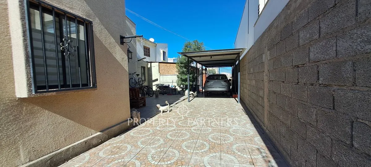 Imagen 3 de 12 de Venta Casa 2 Pisos, Villa Los Yacimientos