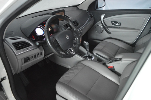 Renault Fluence Sedan Privilège 2.0 16V FLEX Aut