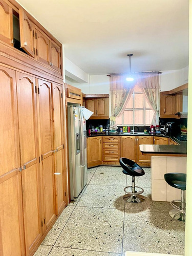 Inmobiliaria Mundo Inn Vende Casa En Colinas De Santa Rosa
