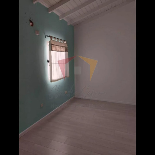 Venta Duplex Dos Dormitorios, Quincho, Parrilla, Jardin, Cochera. Pilar