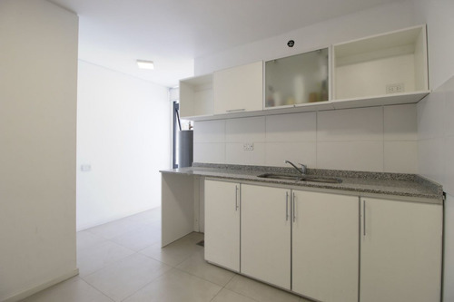 Departamento 4 Ambientes Y 2 Cochera En Recoleta