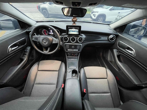 Mercedes-Benz CLA 180 1.6 CGI GASOLINA 7G-DCT