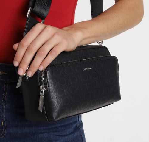 Bolso Crossbody Clavin Klein Negra Negro Letras Metálico Negro