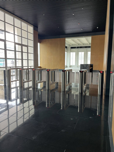Venta Oficinas En Edificio Corporativo Ingenieros Militares