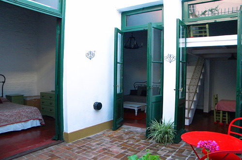 Departamento En San Telmo - Encantador Ph Antiguo Con Patio Colonial - Alquiler Temporario - 3 Ambientes