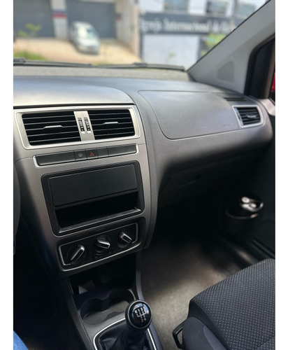 Volkswagen Fox 1.6 MSI TOTAL FLEX CONNECT 4P MANUAL