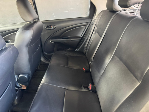 Toyota Etios 1.5 X PLUS SEDAN 16V FLEX 4P AUTOMÁTICO