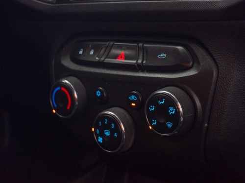 Chevrolet Onix 1.0 MPFI LT 8V FLEX 4P MANUAL