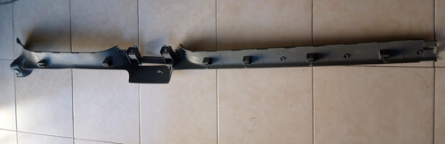 Moldura Pisa Alfombra Der Vw Jetta A4 Automáco Americano 02 (Usado)