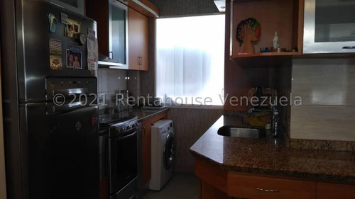 Imagen 11 de 17 de Acogedor Apartamento En Venta. Urb. Chacao. Mls #22-3913 Vanessa Sayago. 04125866548