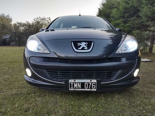 Peugeot 207 1.9 Sedan Xrd 2010