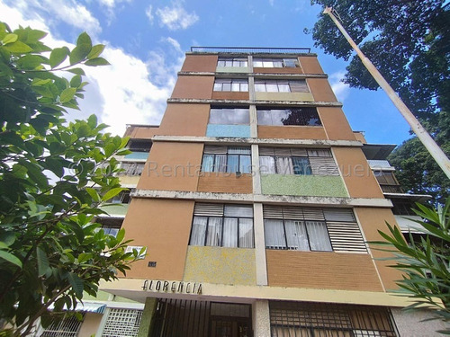 Apartamento Amplio E Iluminado A La Venta Ubicado En Santa Monica #24-11395 Mn Caracas -libertador