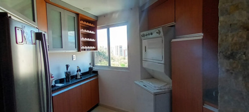 Imagen 16 de 24 de Grecia Nassaralianh Vende Apartamento En Residencia Siena, Las Chimeneas 0412-8669181