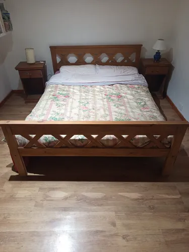 Cama De 2 Plazas Con Juego De Dormitorio