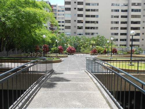 Imagen 16 de 22 de 22-6647. Apartamento Con Vista Al Avila En Una De Las Mejores Zonas De Caracas.