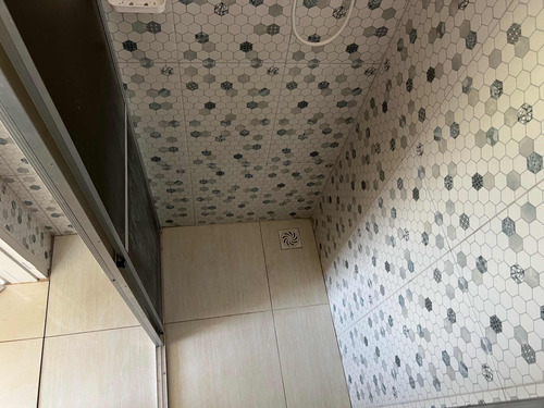 Kitnet Com 1 Quarto E 1 Banheiro
