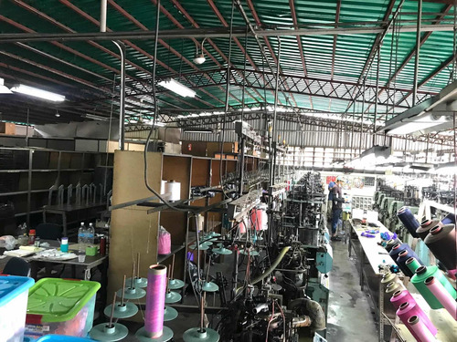 Imagen 2 de 30 de Fábrica De Calcetines Y Medias En Venta Urb Lebrun Petare