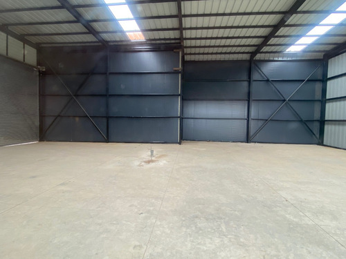 Bodega - Local Comercial 320 M2 En Camino Internacional