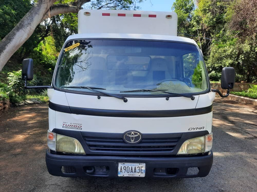 Imagen 2 de 15 de Toyota Camion Dyna Cava Refrigerada