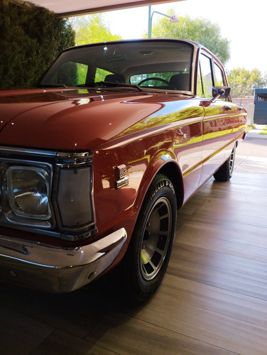 Ford Falcon Futura 221
