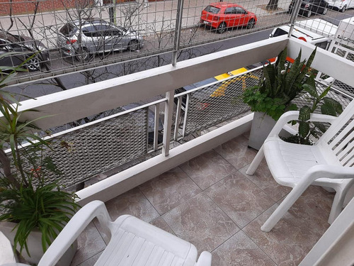 Imagen 16 de 21 de Parque Avellaneda - Departamento De 3 Ambientes - Frente - 67 M2 - X Escalera 1º Piso