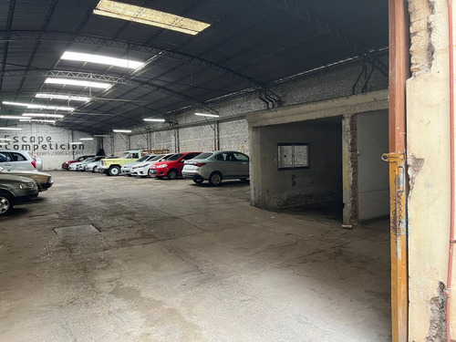 Venta Galpon / Garage 640 M2 Cubiertos - Centro