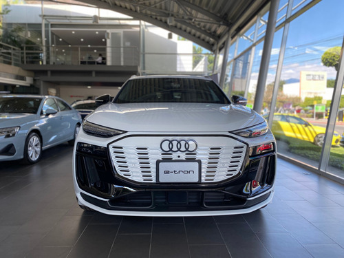 Audi Q6 E-Tron S line quattro