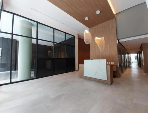 Espectacular Departamento De 4 Ambientes Con Dependencia!!
