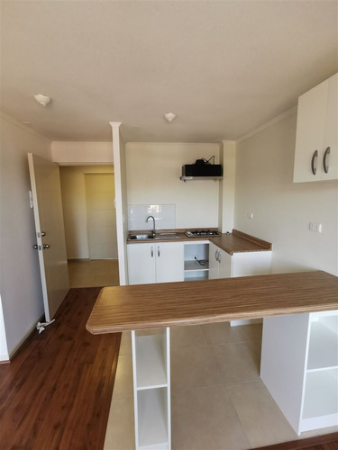 Se Arrienda Departamento 1d1b, En Valle Escondido.