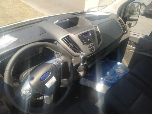 Furgon Ford Transit Mediano