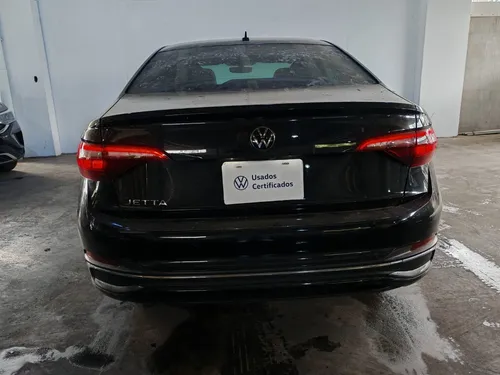 Volkswagen Jetta 2.5 Sportline Tiptronic At
