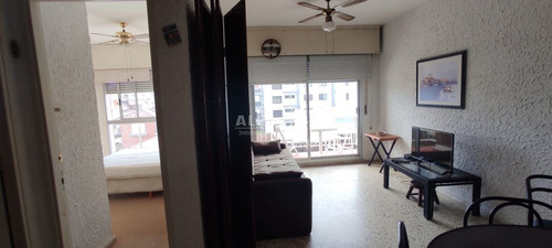 Imagen 11 de 21 de Apartamento En Peninsula En Alquiler Temporal, 1 Dormitorio , Punta Del Este