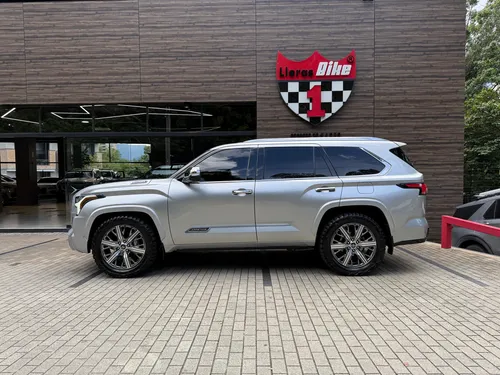 Toyota Sequoia 3.4 V6 Capstone
