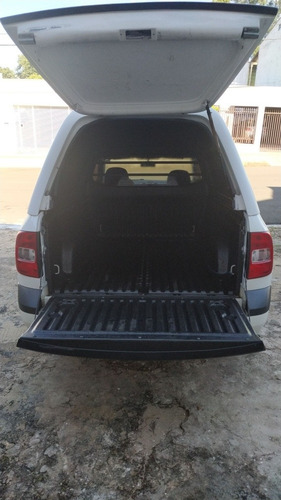 Volkswagen Saveiro 1.6 Trendline Cab. Simples Total Flex 2p