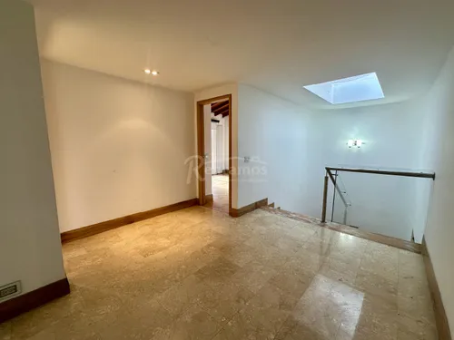 Casa En Arriendo En San Lucas. Cod A776086