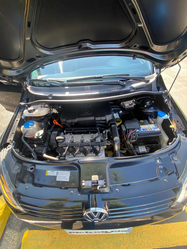 Imagem 9 de 11 de Volkswagen Fox 2014 1.0 Trend Tec Total Flex 5p