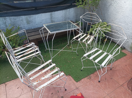 Juego De Jardín Antiguo En Hierro 4 Sillas Y Mesa (Usado)