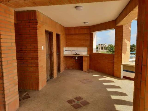 Imagen 2 de 18 de Vendo Apto 66mt2 2h/2b/1p Chichiriviche 3899
