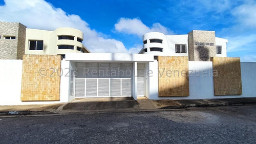 Venta De Town House En Costa Azul Margarita