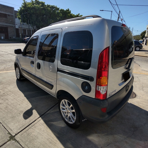 Renault Kangoo Get Up 1.6 Da Aa Cd Pk 2p
