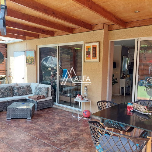 Casa En Venta En Huechuraba 4 D 3 B Comuna Huechuraba